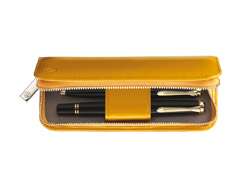 01/2010 Yellow Lackleder-Etui...