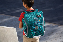 Schoolbag, boy with FiloLight...