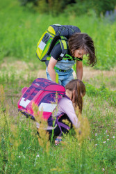 2 girls with Schoolbag FiloAct...