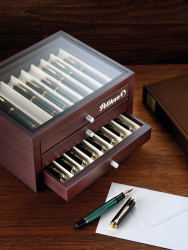 Collector's box for 24 Fine Wr...